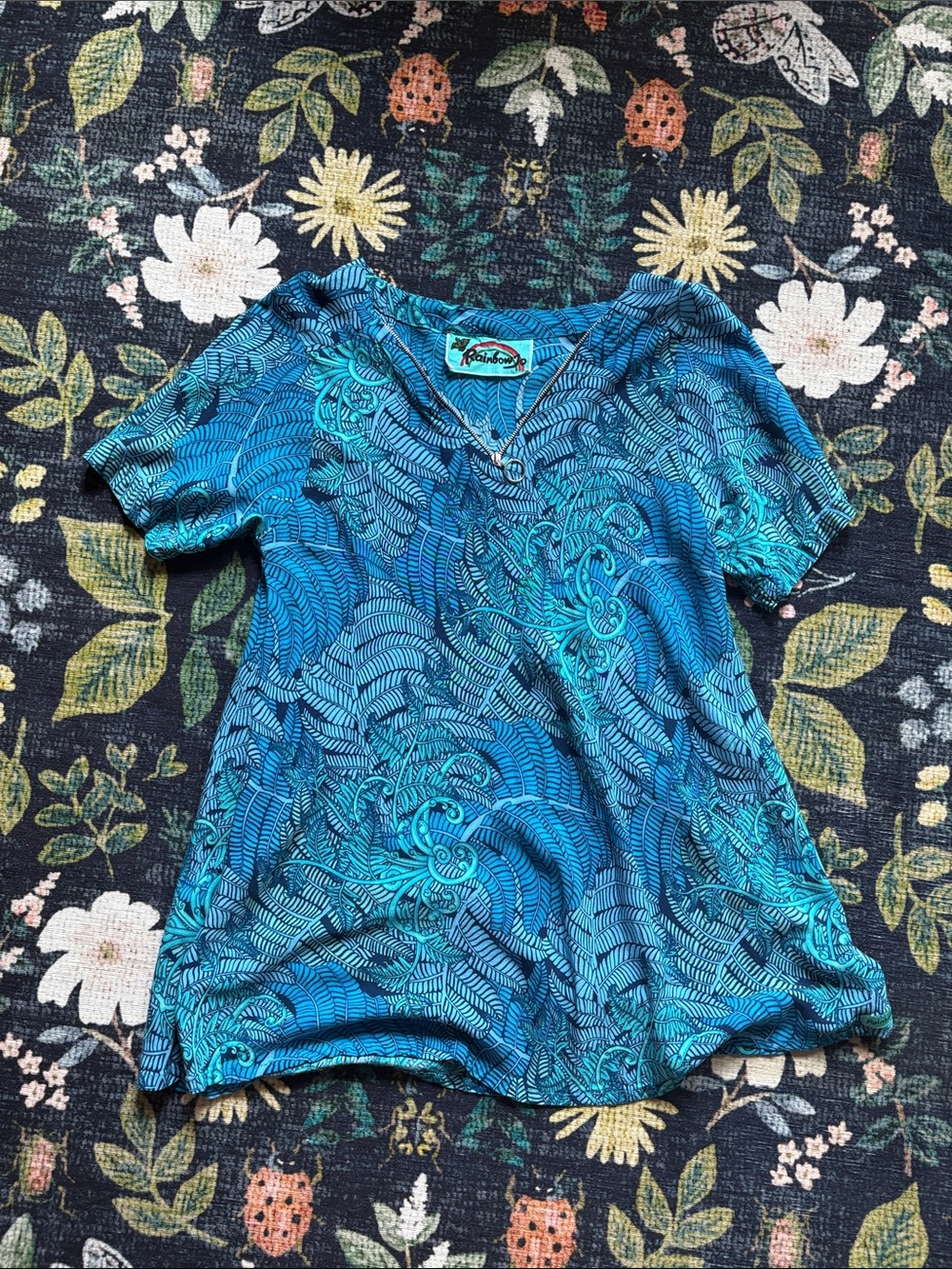 Rainbow Jo Teal Blue Hawaiian print vintage V-Neck Top